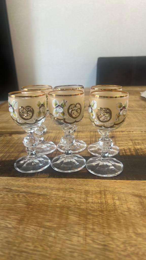 Boheems likeurglaasjes, Ophalen of Verzenden, Zo goed als nieuw