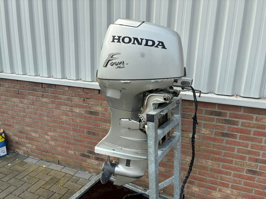 Honda 50 pk 4 takt , Powertrim, stil en zuinig, vaarkaar ., Honda, Viertaktmotor, Ophalen of Verzenden, Info@acwatersport.nl