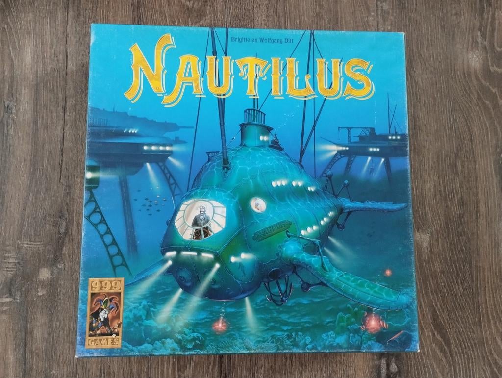 Nautilus, oude Catan, Codenames en Carcassonne bordspellen, Hobby en Vrije tijd, Een of twee spelers, Ophalen, Gebruikt, 999 Games