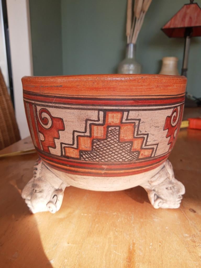 Maya replica pot met 3 poten, Ophalen of Verzenden