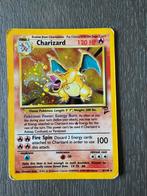 Pokemon kaart: Charizard (holo) base set 2, Hobby en Vrije tijd, Verzamelkaartspellen | Pokémon, Ophalen of Verzenden, Gebruikt