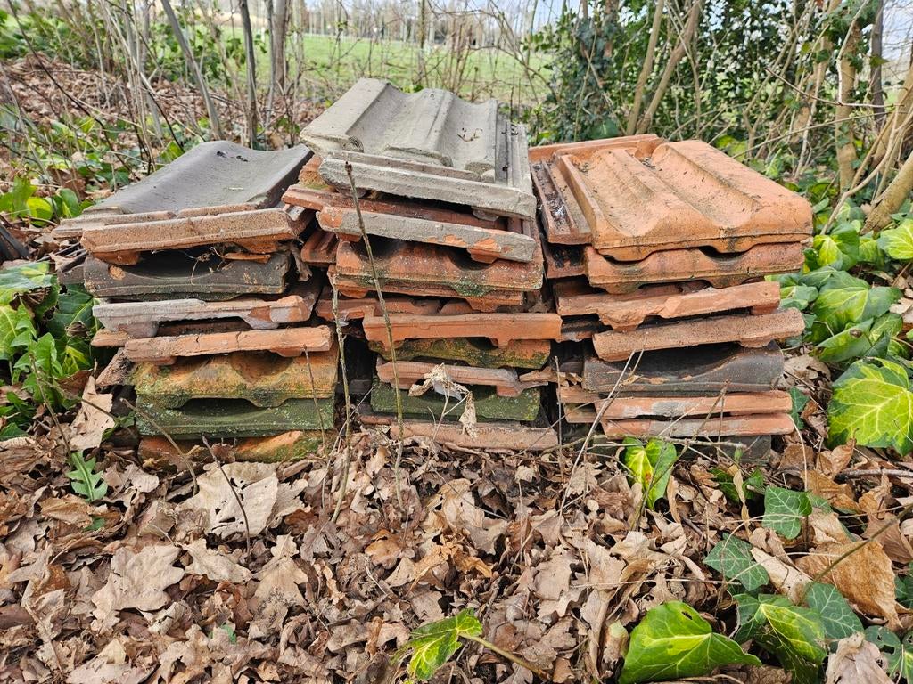 Gebruikte Dakpannen +/- 24 stuks en 3 nokpannen, Ophalen, Gebruikt, Minder dan 5 m², Dakpannen