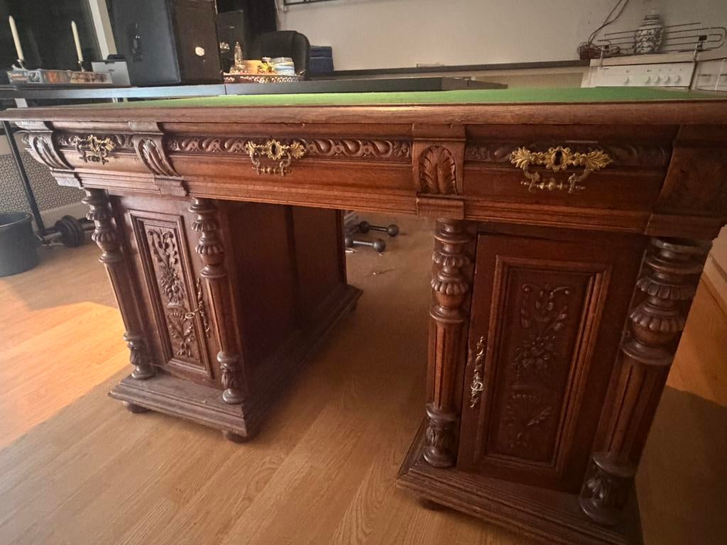 Bieden Antieke bureau in goede staat, Antiek en Kunst, Ophalen