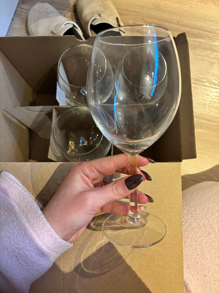 IKEA SVALKA Wijnglazen - Set van 4 (60cl), Ophalen, Zo goed als nieuw