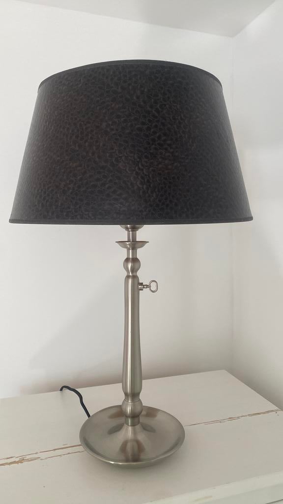 IKEA GOTHEM Lamp met Unieke Kap – Stijlvolle Tafellamp, Ophalen, Gebruikt, Minder dan 50 cm