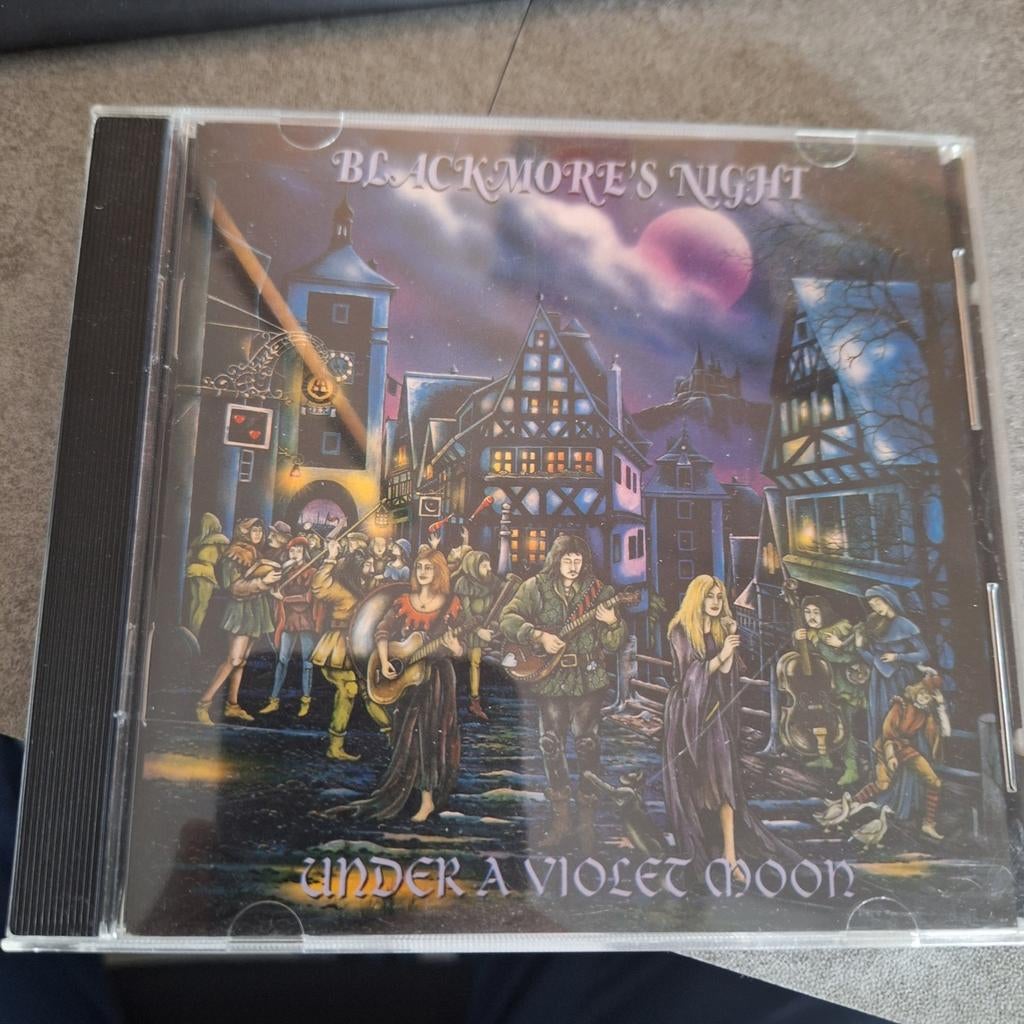 Blackmore,s night under a violet moon, Ophalen of Verzenden, Zo goed als nieuw
