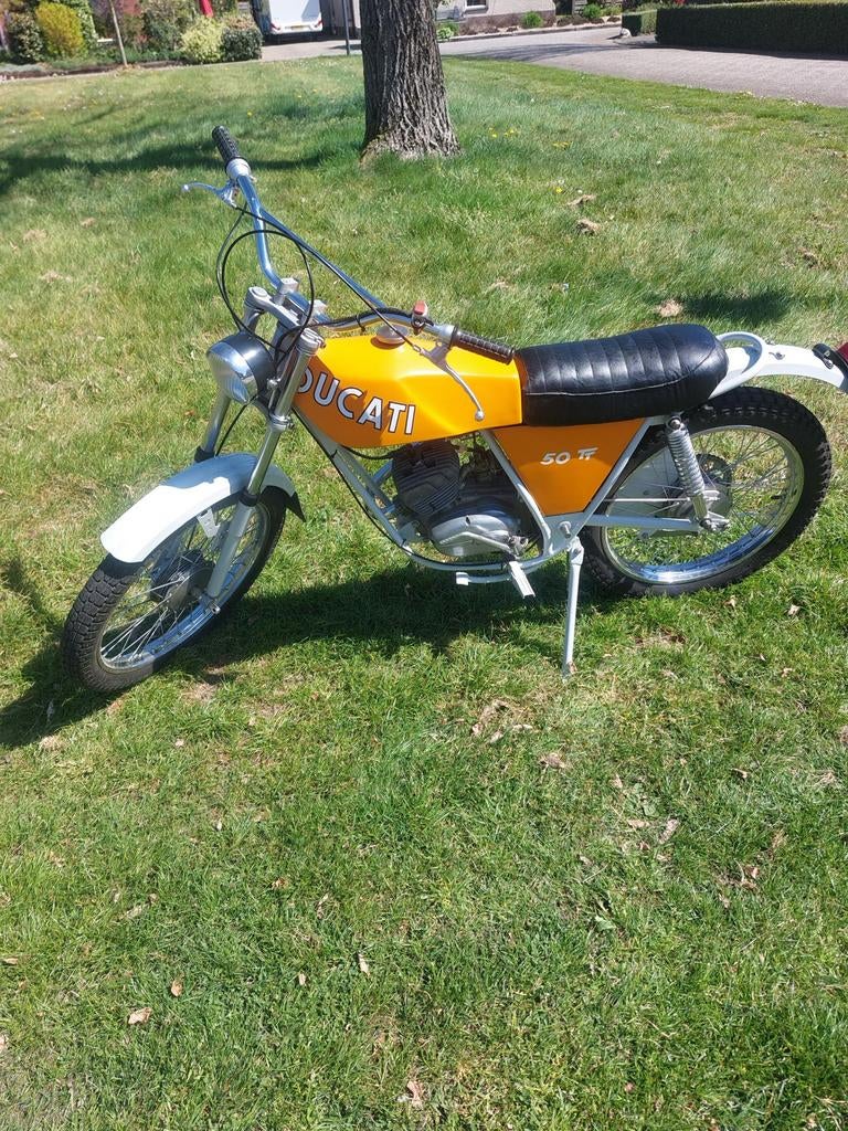 Ducati Senda TT50 Oldtimer Brommer - Gereviseerd Blok, Fietsen en Brommers, Brommers | Oldtimers, Overige merken, Maximaal 45 km/u