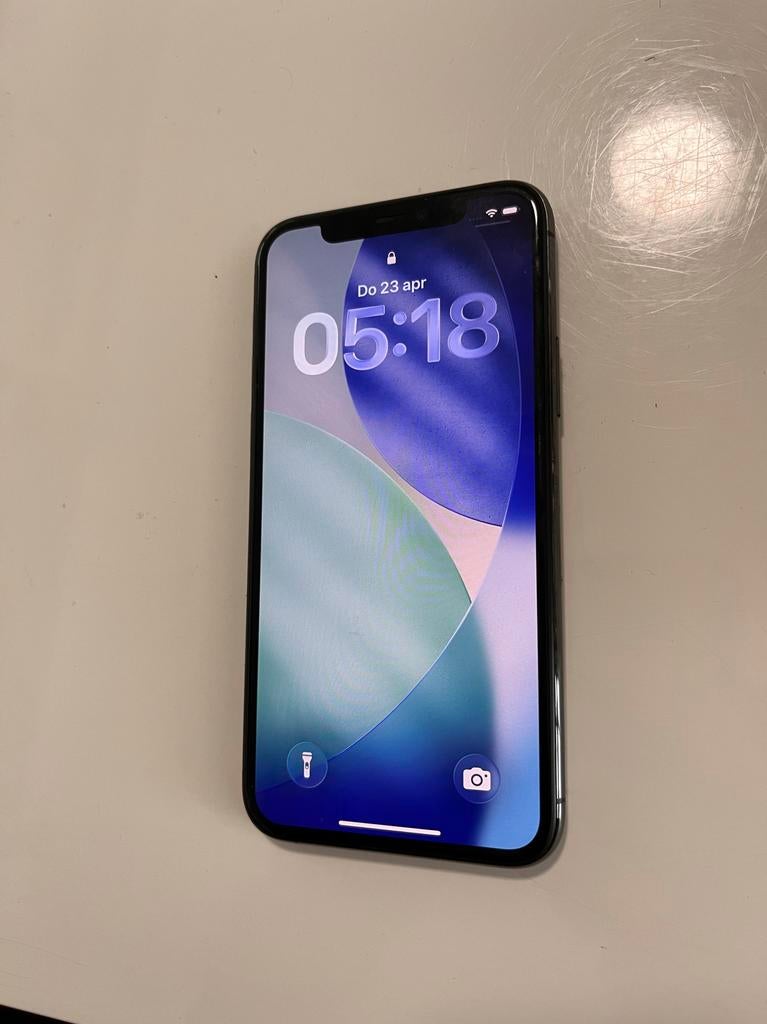 iPhone 11 Pro - 64GB - Batterij 71%, Gebruikt, 71 %, Zwart, Ophalen of Verzenden