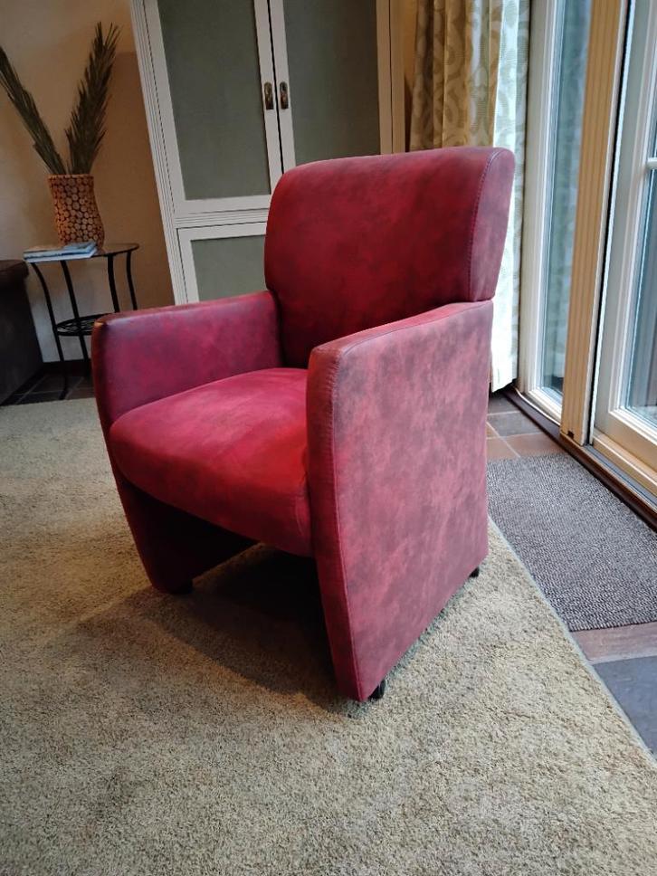 Eetkamerstoel, Huis en Inrichting, Stoelen, Gebruikt, Eén, Stof, Rood, Ophalen