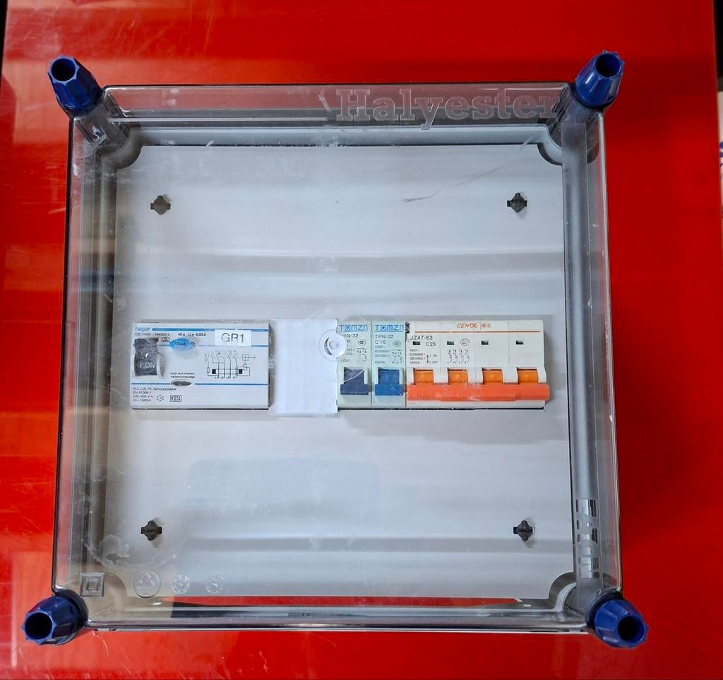 HALYESTER HOLEC ABB Groepenkast met 3 fase aardlek 30mA, Ophalen of Verzenden