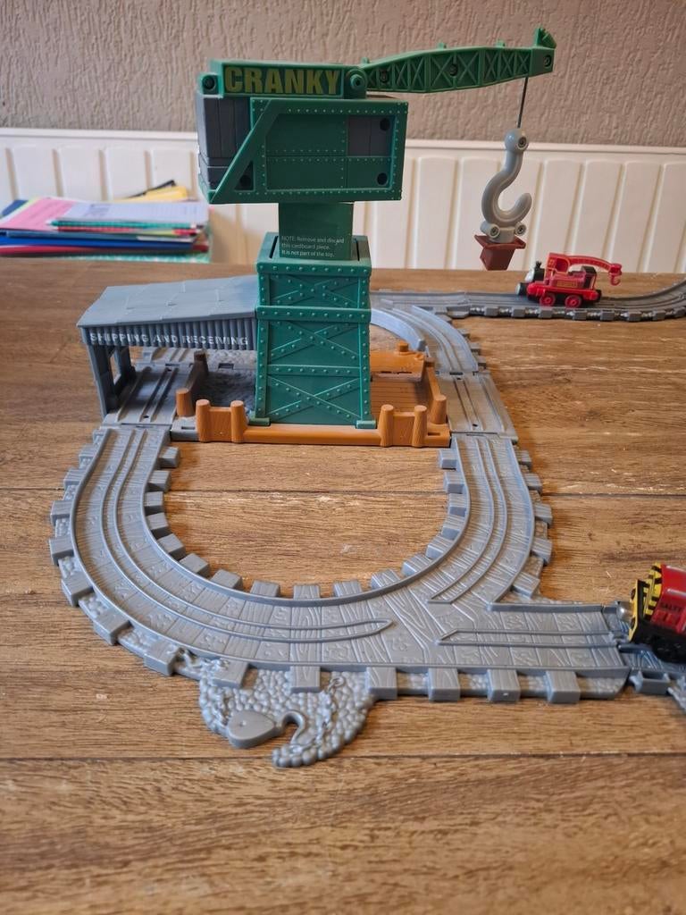 Thomas de Trein speelset met Cranky en locomotieven, Ophalen of Verzenden, Gebruikt