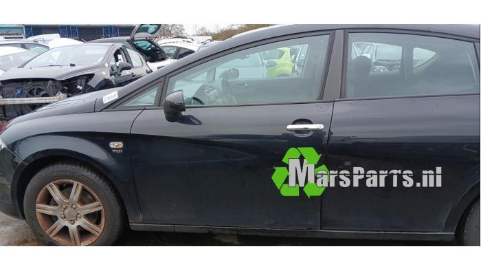 Portier 4Deurs links-voor van een Seat Leon (LC9Z), Auto-onderdelen, Carrosserie en Plaatwerk, Gebruikt, -, Deur, -