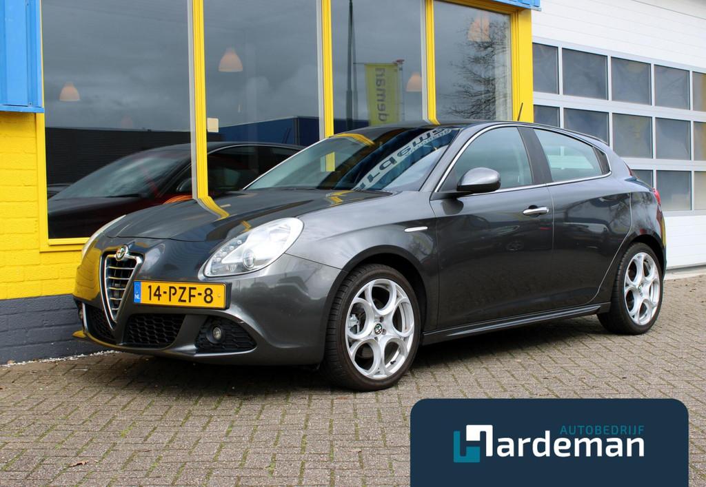 Alfa Romeo Giulietta 1.4 T 170PK Distinctive Clima Navi, Auto's, Voorwielaandrijving, Euro 5, Stof, Gebruikt