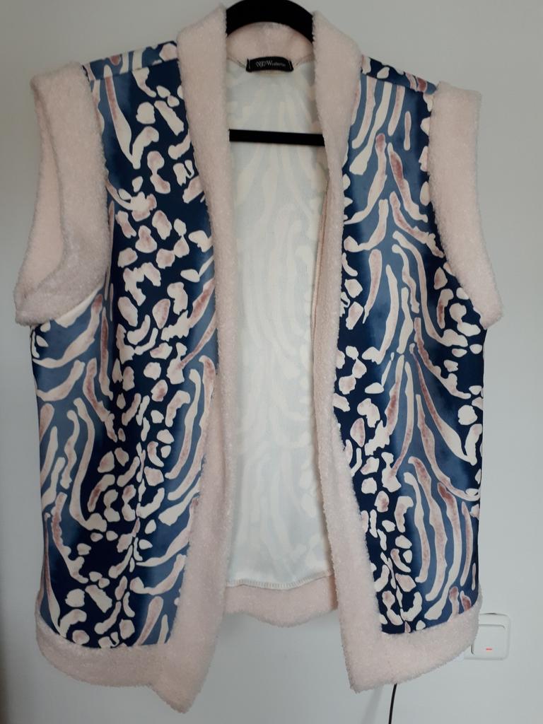 Bodywarmer, Kleding | Dames, Bodywarmers, Maat 38/40 (M), Blauw, Nieuw, Ophalen of Verzenden