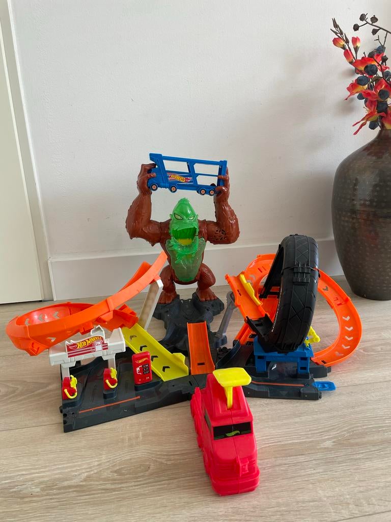 Hot Wheels Gorilla Racebaan met Looping en Vrachtwagen, Kinderen en Baby's, Speelgoed | Racebanen, Ophalen of Verzenden, Hot Wheels