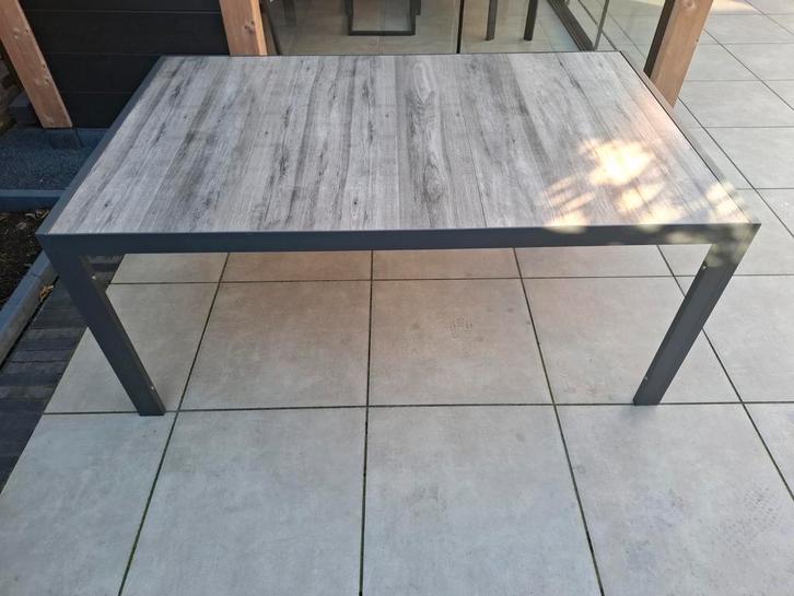 Tuintafel met houtlook blad 164x100x73cm, Tuin en Terras, Tuintafels, Gebruikt, Rechthoekig, Metaal, Ophalen