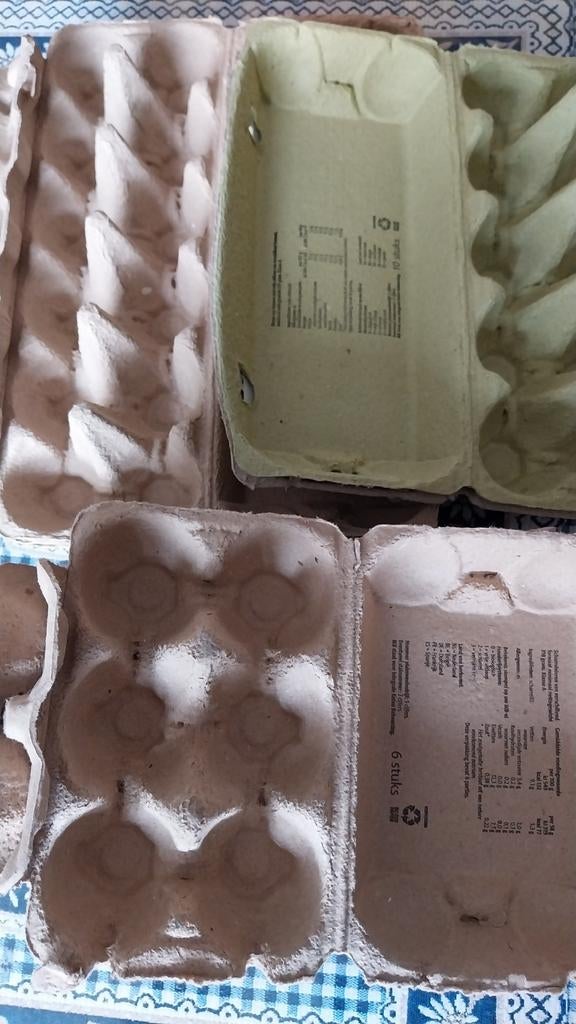 17 doosjes voor eieren, Ophalen of Verzenden, Gebruikt