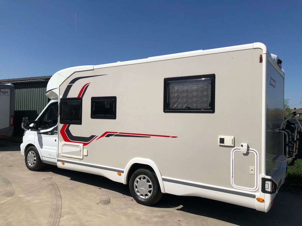 Caravans And Camping Automaat