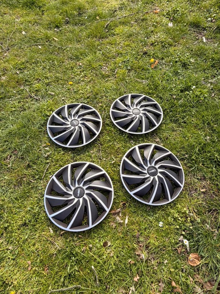 14 inch wieldoppen, Auto diversen, Wieldoppen, Ophalen of Verzenden, Zo goed als nieuw