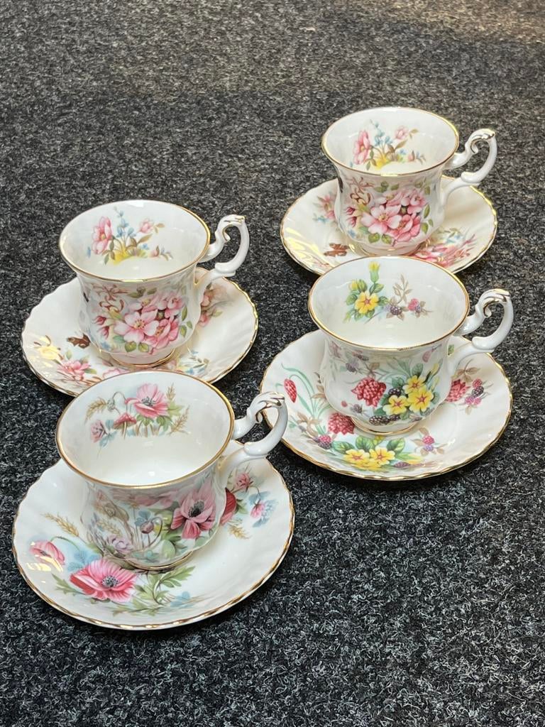Nieuwe kopjes va Bone China Royal Albert, Verzamelen, Porselein, Kristal en Bestek, Ophalen of Verzenden, Zo goed als nieuw, Porselein