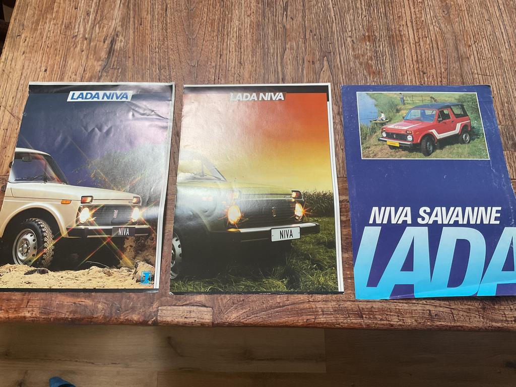 Lada Niva folders, Ophalen of Verzenden, Zo goed als nieuw, Overige merken