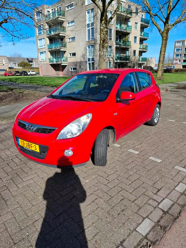 Hyundai i20 1.2 5-DRS 2009 Rood, Auto's, Hyundai, Particulier, i20, ABS, Airbags, Airconditioning, Centrale vergrendeling, Elektrische buitenspiegels