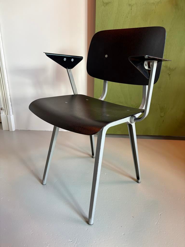 Ahrend De Cirkel Friso Kramer Revolt met armleggers, Huis en Inrichting, Ophalen, Gebruikt, Friso Kramer Dutch Design Ahrend De Cirkel