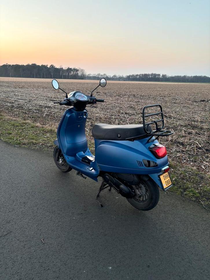 Nette BTC Riva uit 2016., Fietsen en Brommers, Snorfietsen en Snorscooters, Gebruikt, Overige merken, Benzine, Ophalen of Verzenden