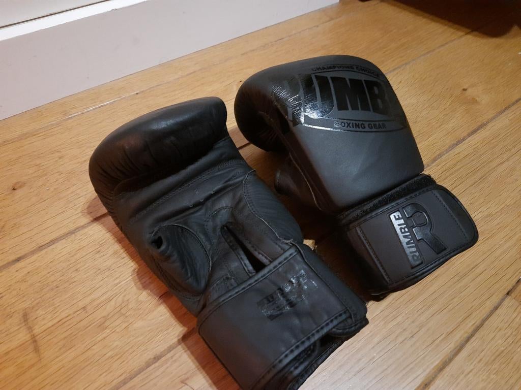 Rumble bokshandschoenen, Ophalen of Verzenden, Zo goed als nieuw, Bokshandschoenen