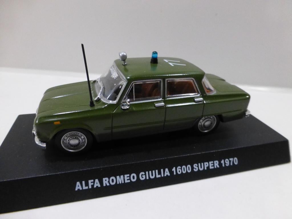 Deagostini Alfa Romeo Giulia 1600 Super 1970 carabinieri, Ophalen of Verzenden, Zo goed als nieuw, Auto, Overige merken