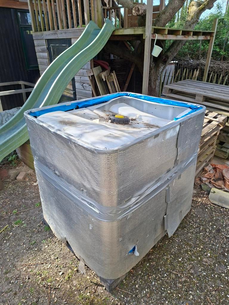 IBC vat, geïsoleerd., 150 liter of meer, Ophalen, Gebruikt