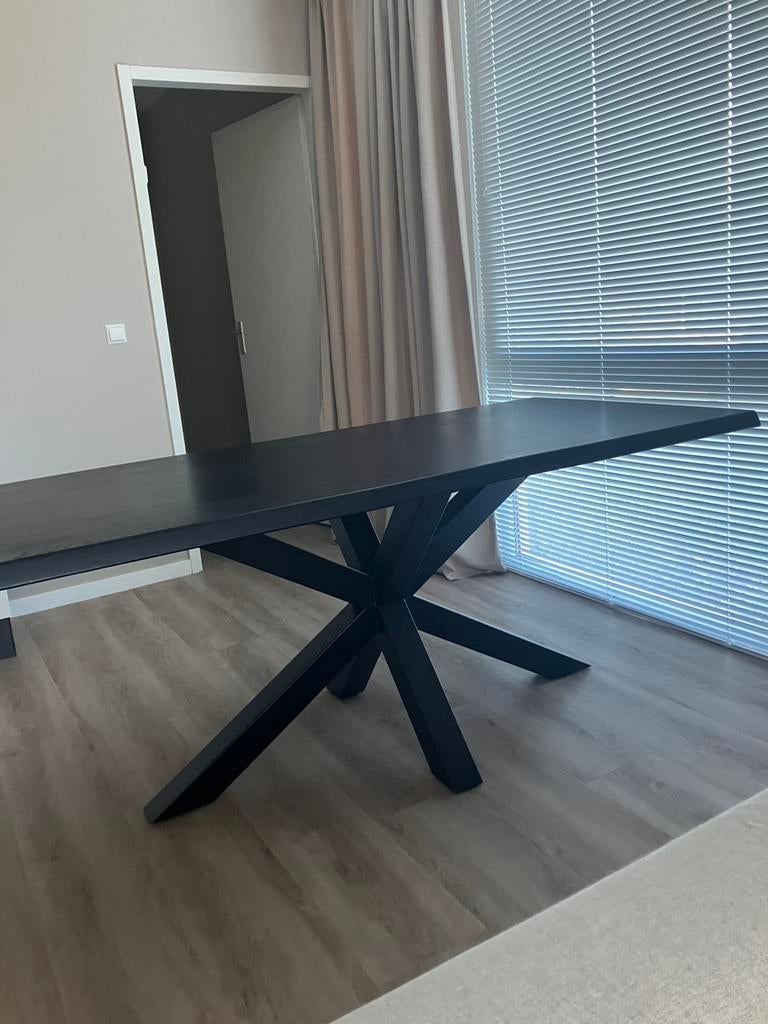 Eettafel met metalen spinpoot, Huis en Inrichting, Tafels | Eettafels, Ophalen, 50 tot 100 cm, Zo goed als nieuw, 150 tot 200 cm