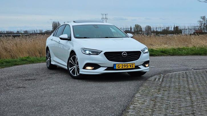 Opel Insignia gs 1.5 Turbo exclusive Opc-line automaat, Auto's, Opel, Insignia, 360° camera, ABS, Achteruitrijcamera, Adaptieve lichten