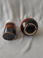 Twee keramieken vazen, wit, oranje en zwart, Antiek en Kunst, Antiek | Keramiek en Aardewerk, Ophalen of Verzenden