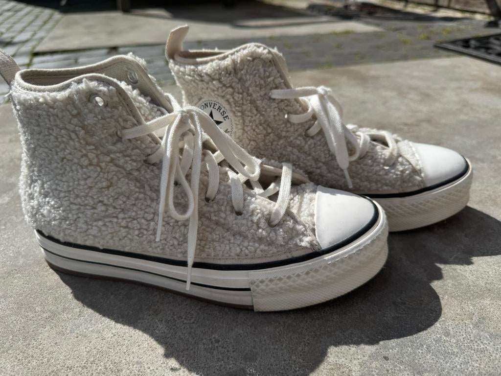 Converse Chuck Taylor All Star Lift Sherpa (Teddy) - Maat 36, Ophalen of Verzenden, Zo goed als nieuw, Wit, Sneakers of Gympen