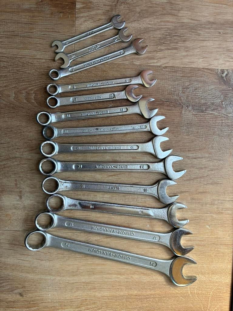 13 stuks ring  11 x steek en ring maten 8 t/m 19mm steek, Ophalen of Verzenden, Zo goed als nieuw