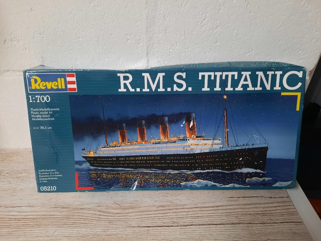 Revell bouwmodel 1:700 RMS Titanic nieuw in doos 2012, Hobby en Vrije tijd, Modelbouw | Boten en Schepen, Ophalen of Verzenden