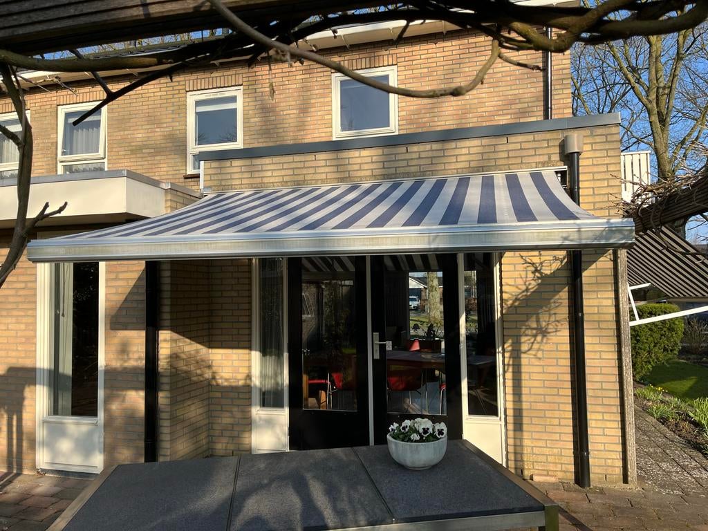 Elektrisch zonnescherm - 340x240 cm - Goed werkend, Tuin en Terras, Zonneschermen, Ophalen, Gebruikt, Elektrisch, 150 tot 300 cm