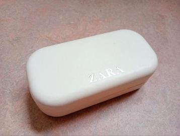 Luxe zonne brillenkoker van ZARA beschikbaar voor biedingen