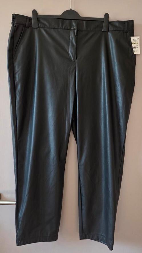 Mooie zwarte leren broek Maat 54 (MS), Kleding | Dames, Grote Maten, Nieuw, Broek of Spijkerbroek, Zwart, Ophalen of Verzenden