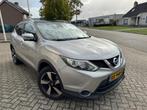 Nissan Qashqai 1.2 N-Connecta Panodak, Camera, Trekhaak, Voorwielaandrijving, Gebruikt, Euro 6, 4 cilinders