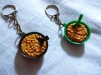 2 Vintage Sleutelhangers Duyvis Pindabakjes zwart & groen, Verzenden, Gebruikt, Merk