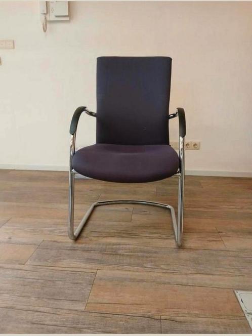 Blauwe Bureaustoel met Armleuningen, Huis en Inrichting, Bureaustoelen, Gebruikt, Bureaustoel, Blauw, Ergonomisch, Ophalen