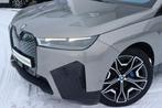 BMW iX xDrive40 Sport / Panoramadak / Trekhaak / Stoelventil, Auto's, BMW, Gebruikt, 22 min, Met garantie (alle), Vierwielaandrijving