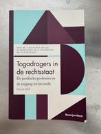 Togadragers in de rechtsstaat, Boeken, Studieboeken en Cursussen, Ophalen of Verzenden, Alpha, Gelezen, WO