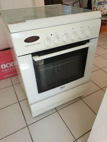 Bosch Gasfornuis 60 cm breed  beschikbaar voor biedingen