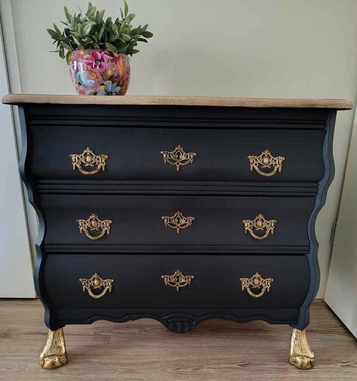 Zwart chique Buikkastje met bloemenmoetief in de lades, Huis en Inrichting, Kasten | Ladekasten, Minder dan 100 cm, 50 tot 100 cm