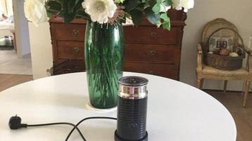Nespresso opschuimer. E22,50 incl. Oplader. beschikbaar voor biedingen