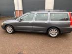 Volvo V70 2.5 T AUT 2007 Grijs, 2e eigenaar, Youngtimer!, Auto's, 1800 kg, Leder en Stof, 2521 cc, Stationwagon