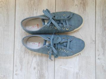 Mooie blauwe schoenen van S OLIVER maat 40. beschikbaar voor biedingen